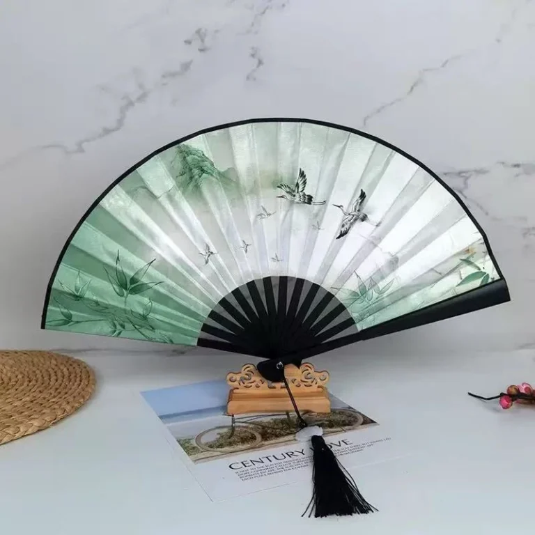 Vintage Painting Small Bamboo Hand Fan - RaveStore.lk