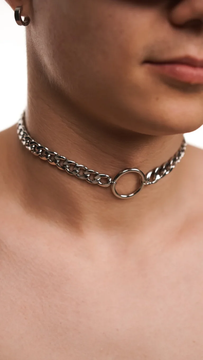 ChainChock Necklace lifestyle - RaveStore.lk
